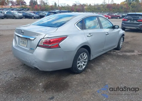 2014 Nissan Altima 2.5/2.5 S/2.5 Sl/2.5 Sv z USA, uszkodzony, nr VIN 1N4AL3AP0EN373807